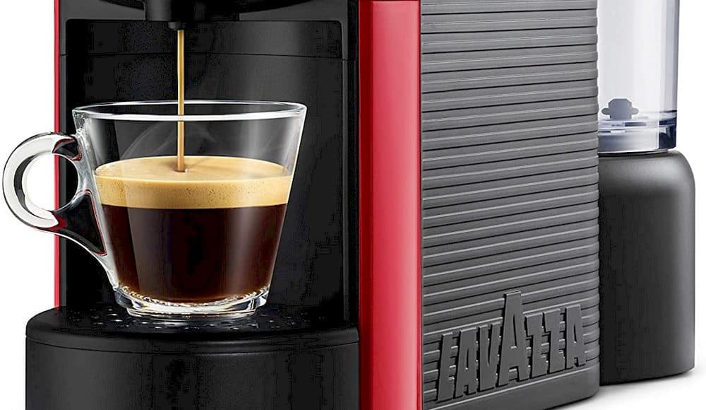 Machine à café professionnelle de marque Lavazza